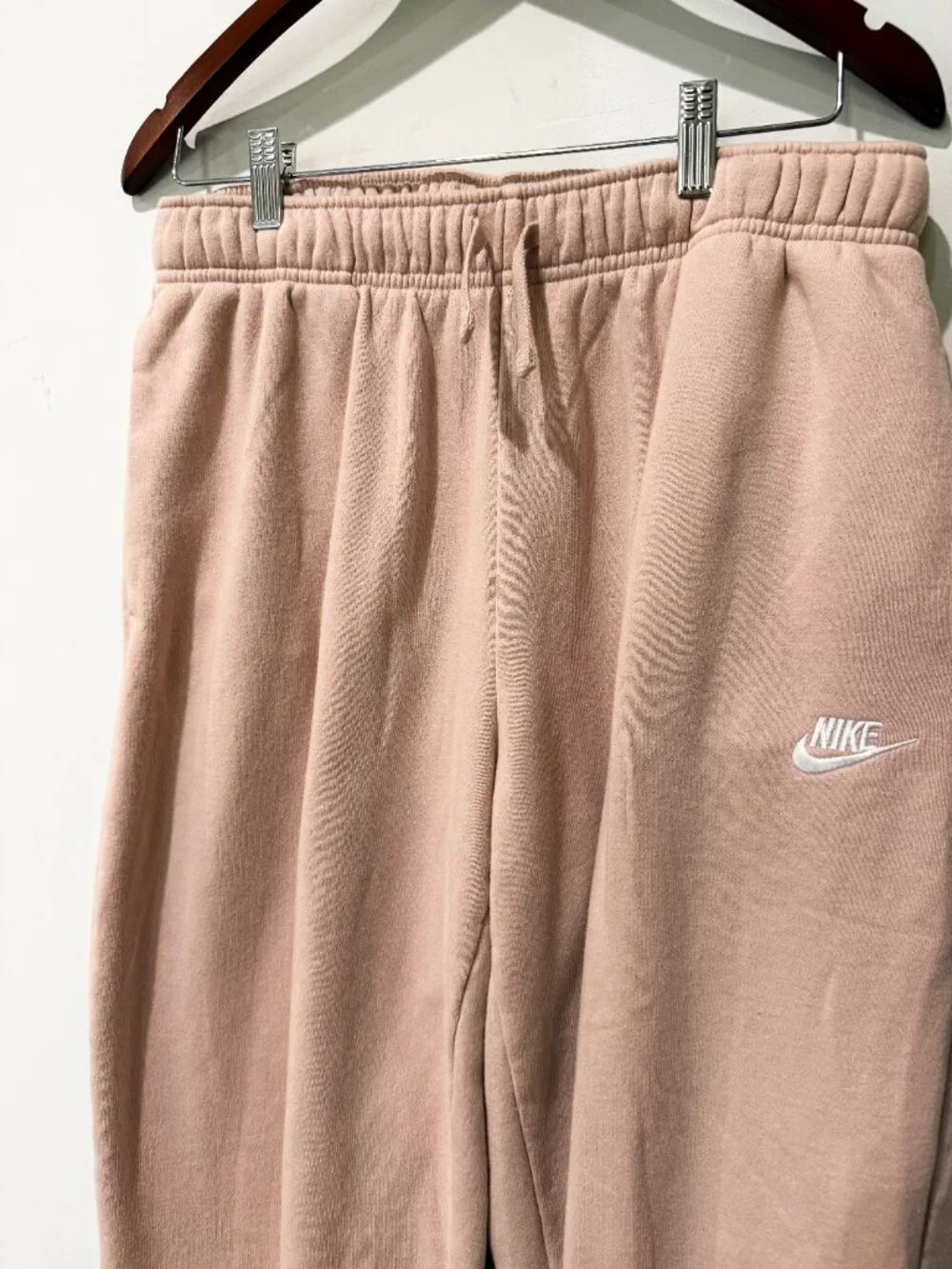 Nike Sportswear Club Fleece Mid-Rise Oversized Sweatpants Pink Women's Size M